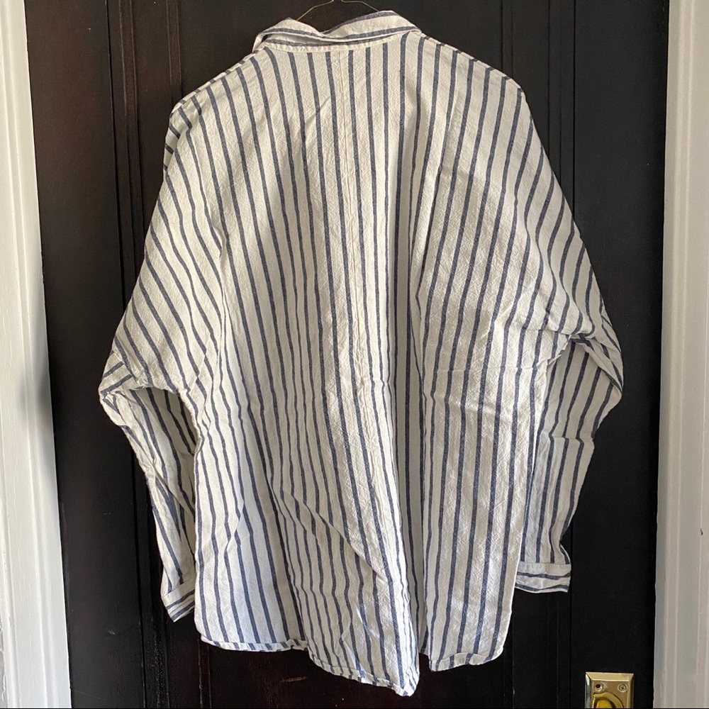 UO Button Down - Picture 7 of 7